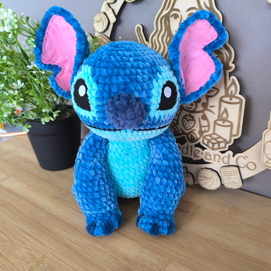 precomande Peluche extraterrestre bleu